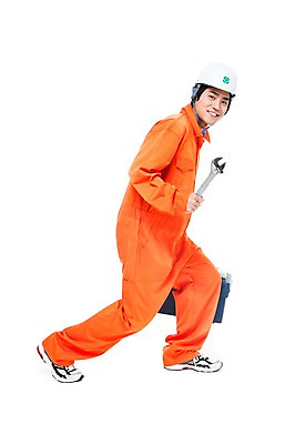 포토 JPG 스튜디오촬영 전신 직업 남자 포즈 모션 실내 작업복 한명 서기 미소 웃음 들기 누끼 사람 동양인 20대 성인 한국인 공구 스패너 작업실 엔지니어 수리 전문직 안전모 공구함 정비공 남자만 남자한명만 성인남자만 청년만 청년남자만 청년남자한명만 성인한명만 성인남자한명만 성인만 국내포토 1 옷 표정 인종 청년 내부 도구 기술자 헬멧 안전장비 파일형식