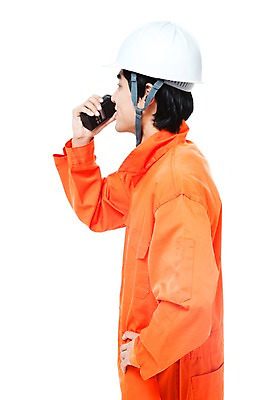 포토 JPG 스튜디오촬영 직업 남자 허리손 포즈 통신 모션 실내 작업복 한명 서기 들기 누끼 사람 동양인 상반신 20대 성인 옆모습 통신기기 한국인 작업실 엔지니어 수리 전문직 안전모 무전기 정비공 무전 남자만 남자한명만 성인남자만 청년만 청년남자만 청년남자한명만 성인한명만 성인남자한명만 성인만 국내포토 1 옷 뷰포인트 무선통신 인종 청년 내부 기계 기술자 헬멧 안전장비 파일형식