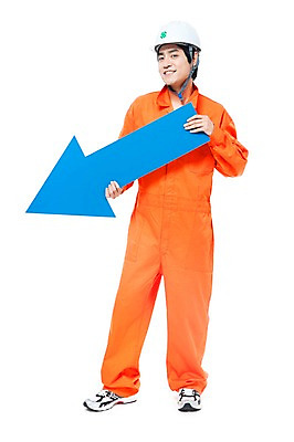 포토 JPG 스튜디오촬영 전신 직업 남자 화살표 포즈 모션 실내 작업복 한명 서기 미소 웃음 들기 누끼 사람 동양인 20대 성인 한국인 작업실 엔지니어 수리 전문직 지시 안전모 방향 정비공 명령 남자만 남자한명만 성인남자만 청년만 청년남자만 청년남자한명만 성인한명만 성인남자한명만 성인만 국내포토 1 옷 표정 인종 청년 내부 기술자 헬멧 안전장비 파일형식