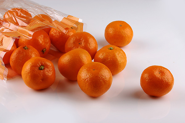 포토 JPG 스튜디오촬영 열매 음식 다수 과일 봉투 귤 실내 사람없음 농작물 여러개 제철과일 국내포토 식물 농업 내부 제철 파일형식