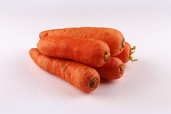 포토 JPG 스튜디오촬영 음식 다수 채소 식재료 실내 사람없음 농작물 주황색 여러개 당근 국내포토 컬러 농업 뿌리채소 내부 파일형식