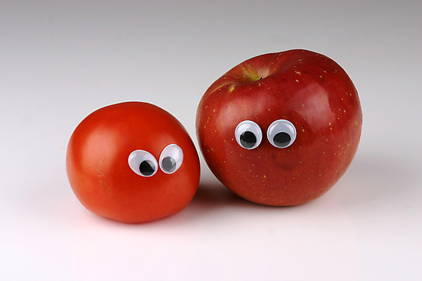 포토 JPG 스튜디오촬영 열매 음식 컨셉 토마토 채소 과일 실내 의인화 사람없음 빨간색 농작물 두개 사과 국내포토 식물 컬러 2 농업 내부 파일형식