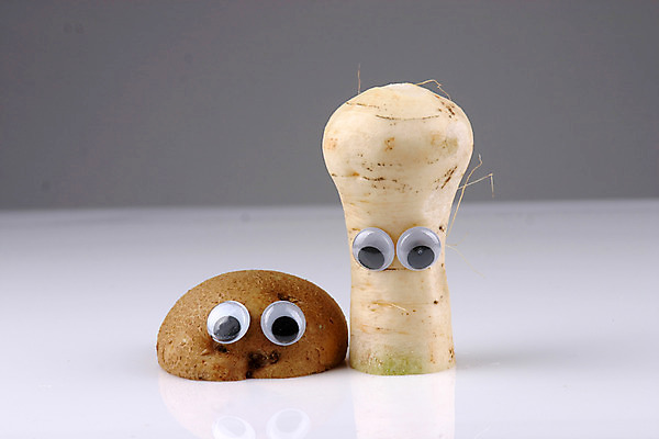 포토 JPG 스튜디오촬영 음식 컨셉 채소 식재료 감자 뿌리채소 실내 의인화 사람없음 농작물 두개 무 국내포토 2 농업 내부 파일형식