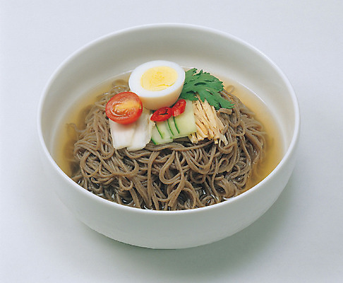 포토 JPG 한국문화 한식 음식 여름음식 실내 사람없음 면류 냉면 제철음식 국내포토 동양문화 한국 내부 제철 파일형식 여름_계절