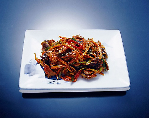 포토 JPG 접시 한식 음식 반찬 실내 사람없음 안주 골뱅이무침 국내포토 식기 내부 무침 파일형식