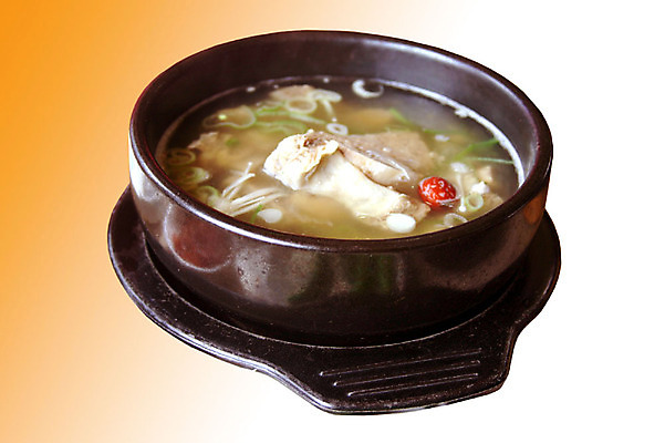 포토 JPG 한식 음식 실내 사람없음 뚝배기 갈비탕 노란배경 국내포토 백그라운드 내부 노란색 탕 파일형식