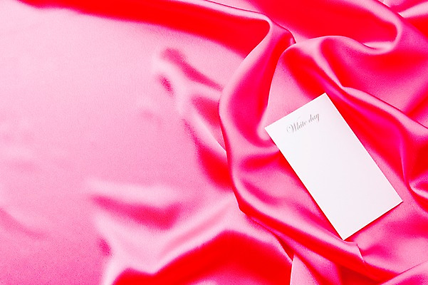 포토 JPG 스튜디오촬영 기념일 화이트데이 실내 이벤트 사람없음 실크 천 헝겊 국내포토 카드프레임 데이이벤트 프레임 내부 직물 파일형식 천_직물