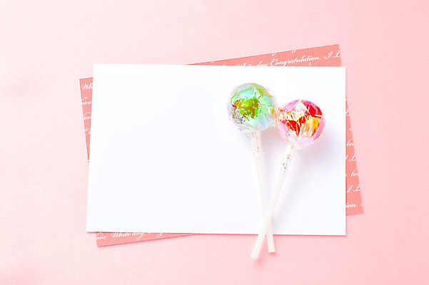 포토 JPG 스튜디오촬영 기념일 화이트데이 디저트 실내 막대사탕 사탕 선물 이벤트 사람없음 국내포토 카드프레임 음식 데이이벤트 프레임 내부 파일형식