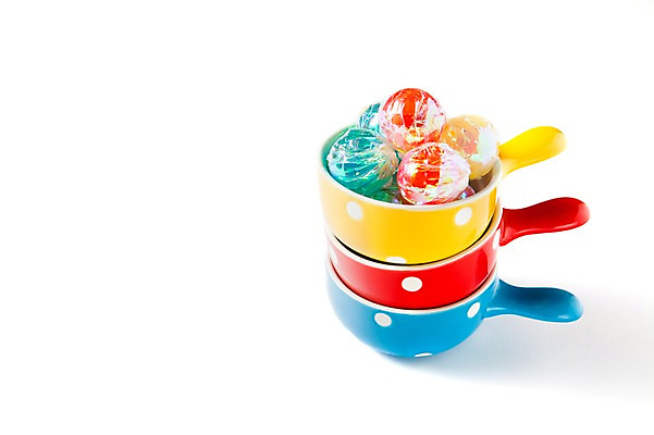 포토 JPG 스튜디오촬영 기념일 화이트데이 디저트 잔 실내 사탕 선물 이벤트 사람없음 컵 커피잔 국내포토 식기 커피 음식 데이이벤트 내부 파일형식