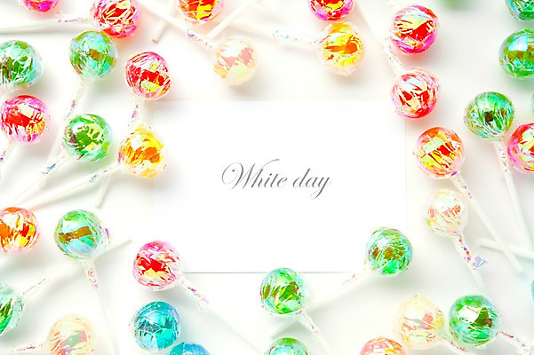 포토 JPG 스튜디오촬영 기념일 화이트데이 디저트 실내 막대사탕 사탕 선물 이벤트 사람없음 컬러풀 국내포토 음식 컬러 데이이벤트 내부 파일형식