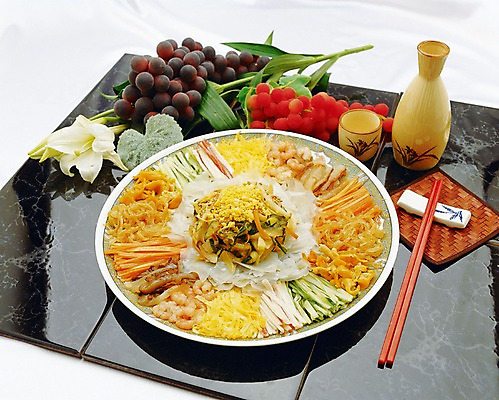 JPG 음식 술잔 과일 젓가락 포도 술병 실내 요리 사람없음 중식 식사 병 양장피 식기 병_용기 잔 주류 수저 내부 파일형식