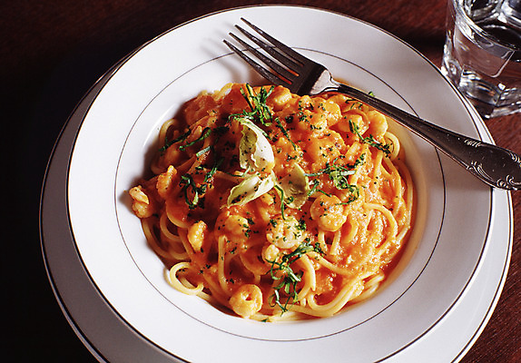 JPG 음식 포크 파스타 실내 스파게티 요리 사람없음 물 식사 면류 면 자연요소 식기 서양음식 내부 파일형식