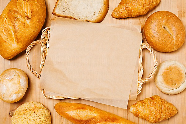 포토 JPG 스튜디오촬영 음식 빵 디저트 쟁반 실내 사람없음 바구니 빵집 바게트 크루아상 식빵 호밀빵 소보루빵 나무배경 국내포토 백그라운드 내부 상점 파일형식