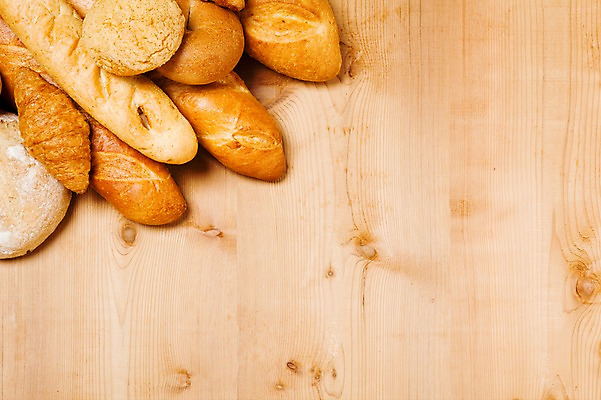 포토 JPG 스튜디오촬영 음식 빵 디저트 실내 사람없음 빵집 바게트 크루아상 식빵 호밀빵 소보루빵 나무배경 국내포토 백그라운드 내부 상점 파일형식