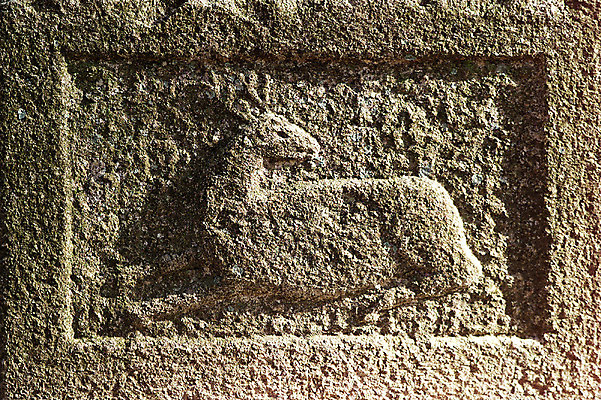 포토 JPG 주간 동물 한국문화 한국전통 전통 문양 전통문화 조각 백그라운드 무늬 사슴 프레임 한국 석조 틀 근접촬영 사람없음 야외 조형물 조각상 전통무늬 전통문양 돌_바위 가장자리 돌조각 동물모양 동물문양 부조 조각_조소 국내포토 자연요소 모양 동양문화 아시아 문화 뷰포인트 포유류 미술 둘레 조소 파일형식