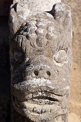 포토 JPG 주간 동물 한국문화 한국전통 전통 문양 전통문화 얼굴 조각 백그라운드 무늬 유물 한국 석조 그림자 근접촬영 사람없음 야외 빛 조형물 조각상 문화재 돌_바위 얼굴모양 돌조각 동물모양 동물문양 수호신 조각_조소 국내포토 자연요소 모양 동양문화 아시아 문화 뷰포인트 미술 신체부위 신_종교 조소 파일형식