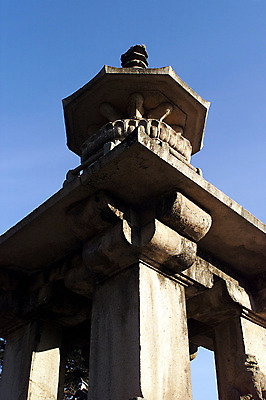 포토 JPG 주간 한국문화 한국전통 전통 건축물 건축 아시아 로우앵글 고건축 하늘 유물 한국 석조 사람없음 야외 탑 맑음 동양건축 문화재 역사 석탑 국내포토 자연요소 동양문화 나라 뷰포인트 날씨 파일형식 동양