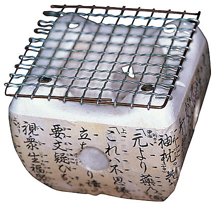 포토 JPG 스튜디오촬영 문자 전통소품 실내 누끼 사람없음 일본 한자 도구 그릴 일본어 오브젝트 불판 히라가나 국내포토 전통 아시아 주방용품 내부 파일형식