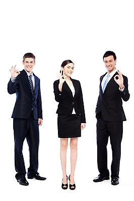 포토 JPG 스튜디오촬영 전신 서양인 외국인 해외기획촬영 여자 2011년태국 남자 포즈 비즈니스 모션 실내 서기 미소 웃음 누끼 사람 정장 손짓 20대 성인 세명 경쟁 비즈니스맨 비즈니스우먼 목표 OK 청년만 성인만 국내포토 옷 컨셉 표정 인종 청년 내부 직장인 파일형식