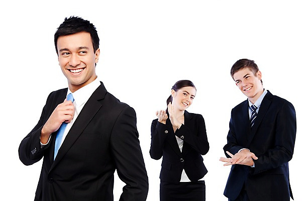 포토 JPG 스튜디오촬영 서양인 외국인 해외기획촬영 여자 2011년태국 남자 포즈 비즈니스 모션 실내 서기 미소 웃음 누끼 사람 정장 손짓 상반신 20대 성인 세명 경쟁 기쁨 비즈니스맨 비즈니스우먼 목표 박수 격려 청년만 성인만 국내포토 옷 감정 컨셉 표정 인종 청년 내부 직장인 파일형식