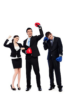 포토 JPG 스튜디오촬영 전신 서양인 외국인 해외기획촬영 여자 2011년태국 남자 포즈 비즈니스 모션 실내 서기 미소 웃음 누끼 사람 정장 손짓 20대 성인 세명 팔짱 경쟁 권투 기쁨 슬픔 우승 권투글러브 비즈니스맨 비즈니스우먼 목표 라이벌 싸움 패배 권투용품 승리자 승자 청년만 성인만 국내포토 옷 감정 스포츠용품 컨셉 표정 인종 청년 내부 격투기 글러브 최고 직장인 파일형식