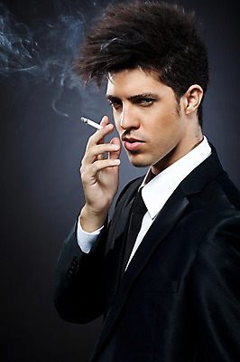 포토 JPG 스튜디오촬영 서양인 외국인 해외기획촬영 남자 2010년태국 포즈 비즈니스 모션 흡연 담배 실내 한명 서기 들기 사람 정장 손짓 상반신 20대 성인 옆모습 비즈니스맨 연기 담배연기 한개비 남자만 남자한명만 성인남자만 청년만 청년남자만 청년남자한명만 성인한명만 성인남자한명만 성인만 국내포토 1 옷 뷰포인트 인종 청년 내부 직장인 파일형식