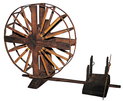 포토 JPG 스튜디오촬영 한국문화 한국전통 전통 전통문화 생활용품 전통소품 실내 누끼 사람없음 한개 골동품 오브젝트 물레 방직기 수공업 국내포토 1 동양문화 문화 공업 한국 내부 파일형식