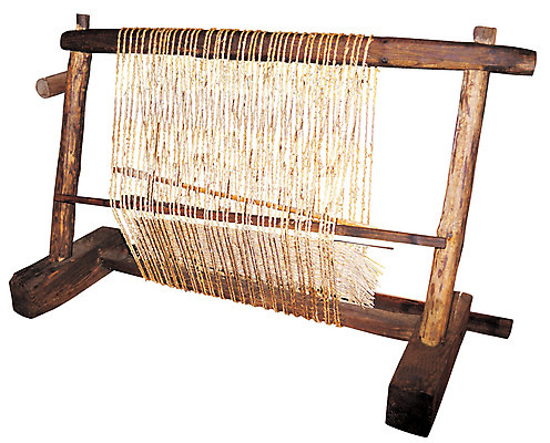 포토 JPG 스튜디오촬영 한국문화 한국전통 전통 전통문화 생활용품 전통소품 실내 누끼 사람없음 목재 기구 도구 볏짚 오브젝트 쌀가마 방직기 국내포토 나무 동양문화 문화 재료 한국 내부 짚 파일형식