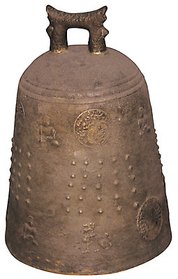 포토 JPG 스튜디오촬영 한국문화 한국전통 전통 전통문화 악기 유물 타악기 전통소품 실내 누끼 사람없음 한개 금속 종 오브젝트 범종 국내포토 1 동양문화 문화 음악 재질 한국 내부 파일형식