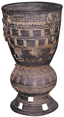 포토 JPG 스튜디오촬영 한국문화 한국전통 전통 전통문화 유물 전통소품 실내 누끼 사람없음 한개 골동품 빈티지 항아리 용기 오브젝트 점토 토기 국내포토 1 동양문화 그릇 문화 컨셉 한국 내부 도자기 파일형식