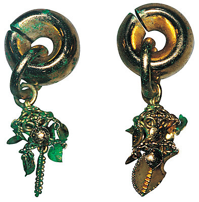 포토 JPG 스튜디오촬영 한국문화 한국전통 전통 전통문화 한쌍 장신구 유물 전통소품 실내 누끼 사람없음 장식 귀걸이 두개 골동품 오브젝트 국내포토 동양문화 문화 2 한국 내부 파일형식