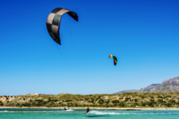 포토 JPG 해외이미지 실루엣 스포츠 파도 바다 백그라운드 컨셉 표면 바람 추상 산 프레임 창조 풍경 사람없음 맑음 윈드서핑 당기기 승차 소프트포커스 연습 속도 낙하산 소재 통과 블러 제어 카이트서핑 해외202105 해외포토 자연요소 무늬 모션 날씨 촬영기법 수상스포츠 파일형식