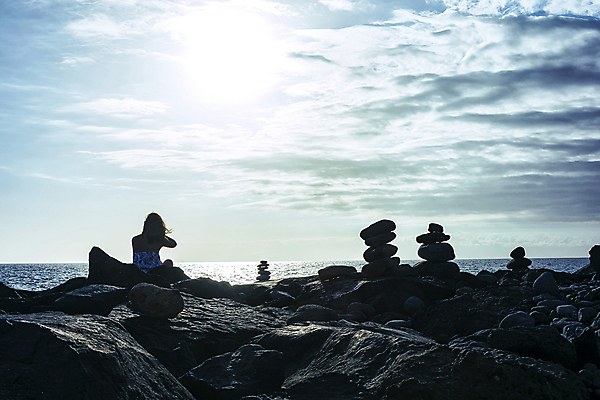 포토 JPG 해외이미지 바다 백그라운드 자연 휴식 앉기 풍경 사람없음 물 빛 태양 중앙 피라미드 수평선 해외202105 해외포토 자연요소 건축물 컨셉 모션 생태계 랜드마크 파일형식