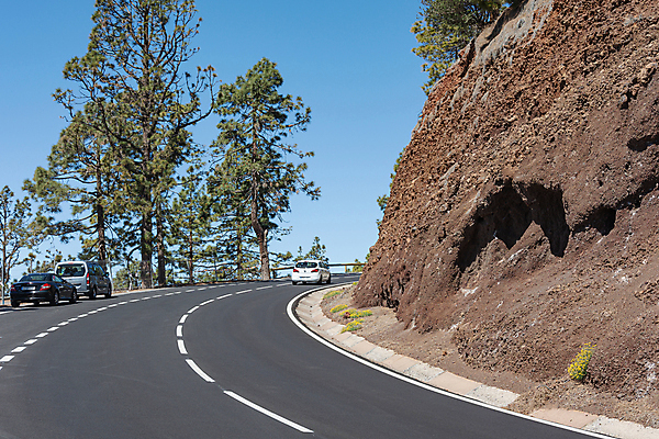 포토 JPG 해외이미지 나무 계절 도로 여행 백그라운드 일러스트 자동차 자연 하늘 바람 날씨 휴가 산 거리 프레임 따뜻함 풍경 경사 사람없음 여행객 우주 맑음 하이킹 소나무 숲 큼 아스팔트 그림 영토 지역 펜싱 이웃 굴곡 뿌연 절정 수평선 전경 해외202105 해외포토 자연요소 식물 길 육상교통 스포츠 교통시설 레저 사람 크기 생태계 파일형식 탑뷰