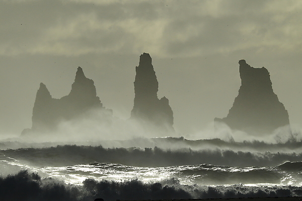 포토 JPG 해외이미지 모래 파도 바다 자연 아이슬란드 사람없음 물 검은색 빙하 암초 격파 헤드랜드 해외202105 해외포토 자연요소 유럽 컬러 모션 생태계 파일형식