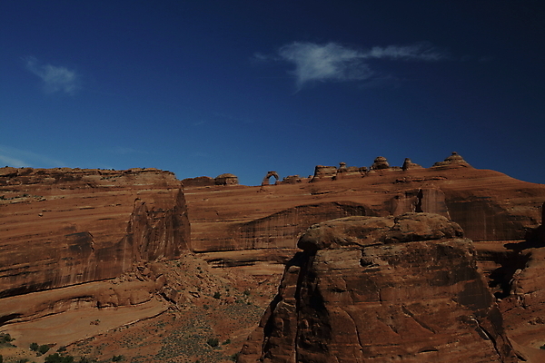 포토 JPG 해외이미지 구름 공원 여행 오렌지 자연 하늘 바람 산 풍경 사람없음 빨간색 물 파란색 일출 골짜기 계곡 미국 사막 정상 부식 아치 암초 폭풍 북쪽 사암 첨탑 서쪽 수녀원 폭풍우 해외202105 해외포토 자연요소 공공시설 컬러 북아메리카 과일 날씨 노을 탑 돌_바위 비_날씨 자연재해 방향 생태계 파일형식