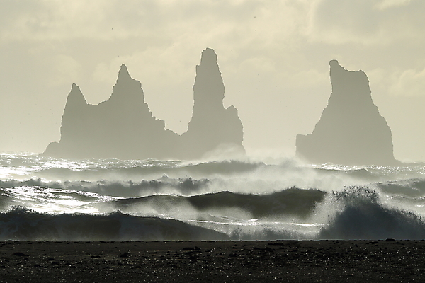 포토 JPG 해외이미지 모래 파도 바다 자연 아이슬란드 사람없음 물 검은색 빙하 암초 격파 헤드랜드 해외202105 해외포토 자연요소 유럽 컬러 모션 생태계 파일형식