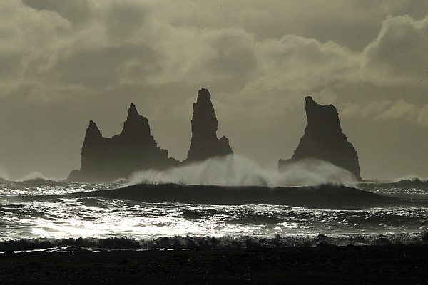 포토 JPG 해외이미지 모래 파도 바다 자연 아이슬란드 사람없음 물 검은색 빙하 암초 격파 헤드랜드 해외202105 해외포토 자연요소 유럽 컬러 모션 생태계 파일형식