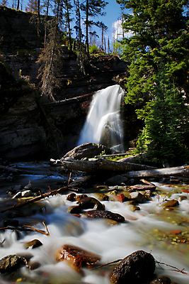 포토 JPG 해외이미지 북아메리카 모션 자연 국립공원 풍경 사람없음 야외 초록색 물 컬러풀 미국 고요 폭포 전원 개울 숲 그림 지형 장노출 해외202105 해외포토 자연요소 공원 컬러 촬영기법 아메리카 강 전기에너지 생태계 파일형식