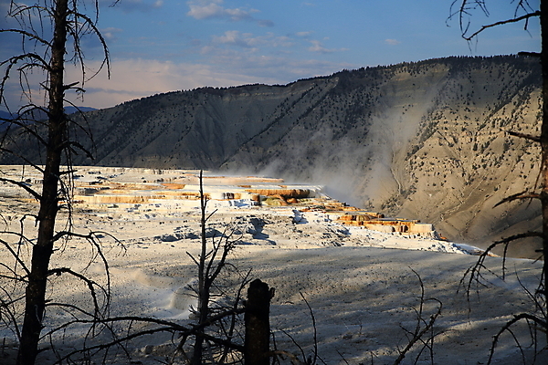 포토 JPG 해외이미지 공원 여행 오렌지 자연 산 풍경 사람없음 야외 물 여름 갈색 노란색 환경 골짜기 계곡 미국 페인트 봄 폭포 뜨거움 팔레트 화산 장면 지역 암초 멸종위기동물 내추럴 매머드 생태학 오아시스 와이오밍 전국 지열 지진 해외202105 해외포토 자연요소 동물 계절 공공시설 교육 컬러 북아메리카 과일 자연재해 생태계 파일형식 멸종위기종