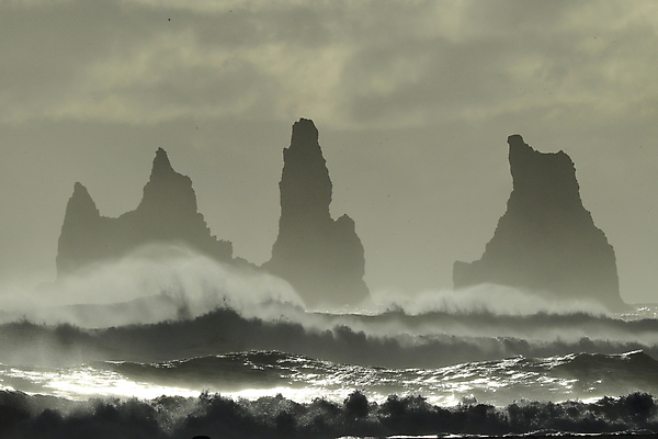 포토 JPG 해외이미지 모래 파도 바다 자연 아이슬란드 사람없음 물 검은색 빙하 암초 격파 헤드랜드 해외202105 해외포토 자연요소 유럽 컬러 모션 생태계 파일형식