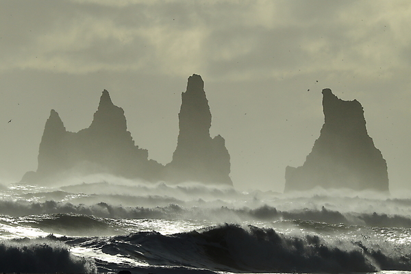 포토 JPG 해외이미지 모래 파도 바다 자연 아이슬란드 사람없음 물 검은색 빙하 암초 격파 헤드랜드 해외202105 해외포토 자연요소 유럽 컬러 모션 생태계 파일형식