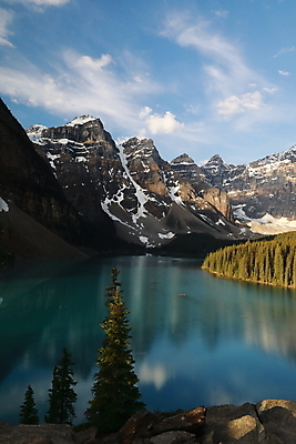포토 JPG 해외이미지 구름 공원 호수 여행 신발 캐나다 자연 산 풍경 사람없음 야외 물 여름 파란색 컬러풀 반사 평화 미국 하이킹 정상 숲 순수 에메랄드 격려 북쪽 강렬 깊이 밴프 앨버타 양발 전국 절정 터키석 해외202105 해외포토 자연요소 계절 공공시설 감정 컬러 컨셉 북아메리카 모션 레저 보석 방향 생태계 파일형식