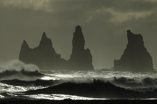포토 JPG 해외이미지 모래 파도 바다 자연 아이슬란드 사람없음 물 검은색 빙하 암초 격파 헤드랜드 해외202105 해외포토 자연요소 유럽 컬러 모션 생태계 파일형식