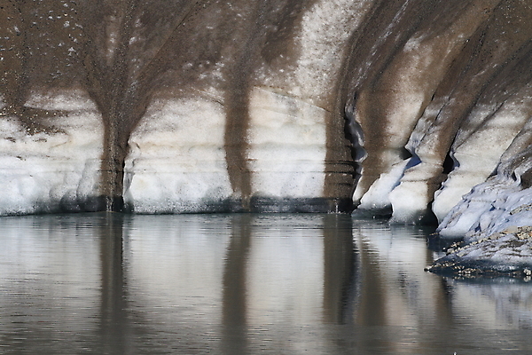 포토 JPG 해외이미지 공원 자연 산 풍경 사람없음 야외 파란색 계곡 얼음 하이킹 추위 개울 재산 빙하 뿌리 북쪽 멀리 알래스카 구리 썩음 전국 터미널 해외202105 해외포토 자연요소 공공시설 컬러 레저 금융 강 미국 원소 방향 생태계 파일형식