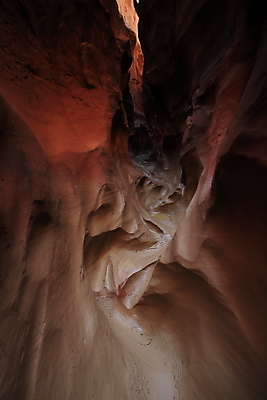 포토 JPG 해외이미지 모래 벽 여행 포크 패턴 곡선 오렌지 자연 추상 건조 풍경 사람없음 야외 빨간색 빛 컬러풀 햇빛 노란색 계단 골짜기 미국 사막 바위 부식 질감 좁은 사암 천연기념물 광 서쪽 지질학 해외202105 해외포토 식기 교육 선 컬러 북아메리카 무늬 과일 태양 돌_바위 방향 생태계 파일형식