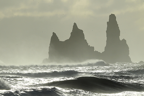 포토 JPG 해외이미지 모래 파도 바다 자연 아이슬란드 사람없음 물 검은색 빙하 암초 격파 헤드랜드 해외202105 해외포토 자연요소 유럽 컬러 모션 생태계 파일형식