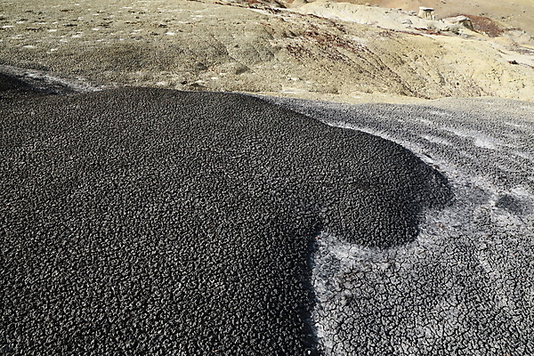 포토 JPG 해외이미지 구름 여행 자연 벽지 하늘 건조 풍경 사람없음 야외 가로 빨간색 컬러풀 검은색 버섯 침묵 고요 황혼 하이킹 사막 바위 황무지 장면 사암 뉴멕시코 특별함 해외202105 해외포토 자연요소 컬러 컨셉 레저 소리 일몰 돌_바위 생태계 파일형식