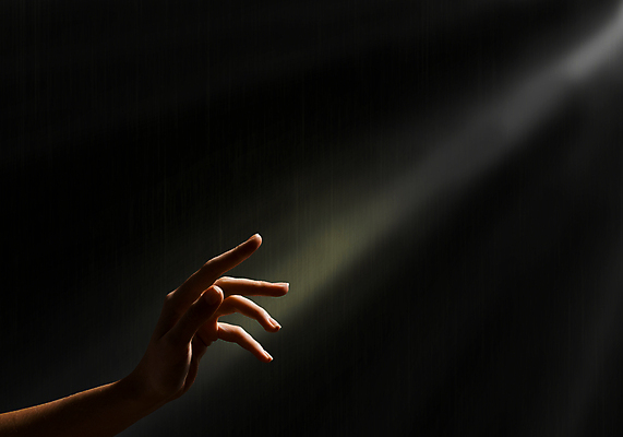 포토 JPG 해외이미지 아이콘 손 디자인 종교 무기 백그라운드 컨셉 성공 열쇠 추상 출입구 아이디어 창조 사람 사람없음 빛 믿음 검은색 어둠 희망 기쁨 꿈 자유 광선 잡기 구멍 축복 질문 심볼 명상 잠금 오르기 광택 문제 천국 광 돌봄 신앙심 헬프 해외202004 해외202105 해외포토 감정 컬러 무늬 모션 신체부위 도움 보안 파일형식