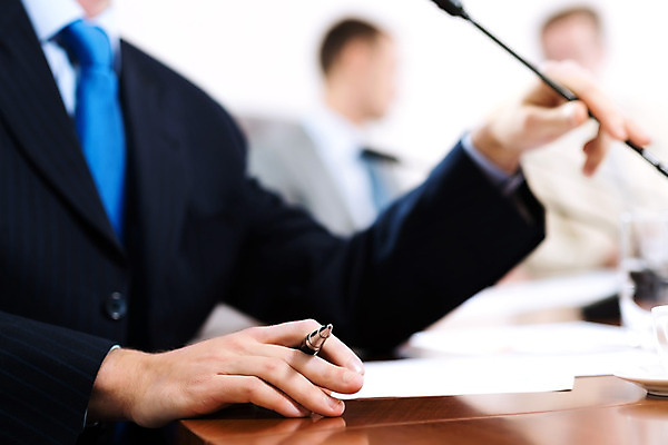 포토 JPG 해외이미지 백인 1 응시 옷 남자 유럽 지도 비즈니스 회의 협력 서기 미소 사람 성인 두명 사무실 기댐 방 비즈니스맨 자신감 발표 중앙 대표 가득함 동료 준비 주기 5 경영 서쪽 해외202004 해외202105 해외포토 서양인 시선 감정 나라 관계 모션 표정 숫자 직장인 방향 파일형식